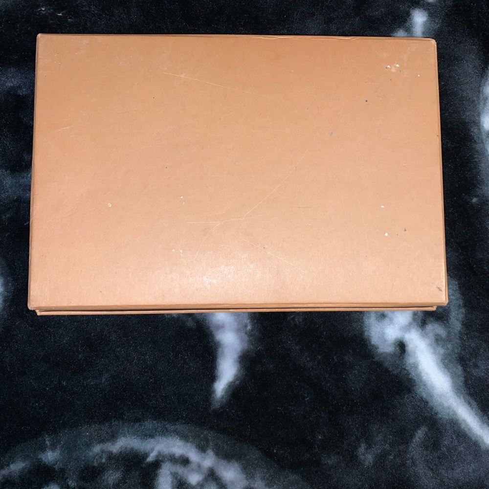 LV box - Picture 3 of 3